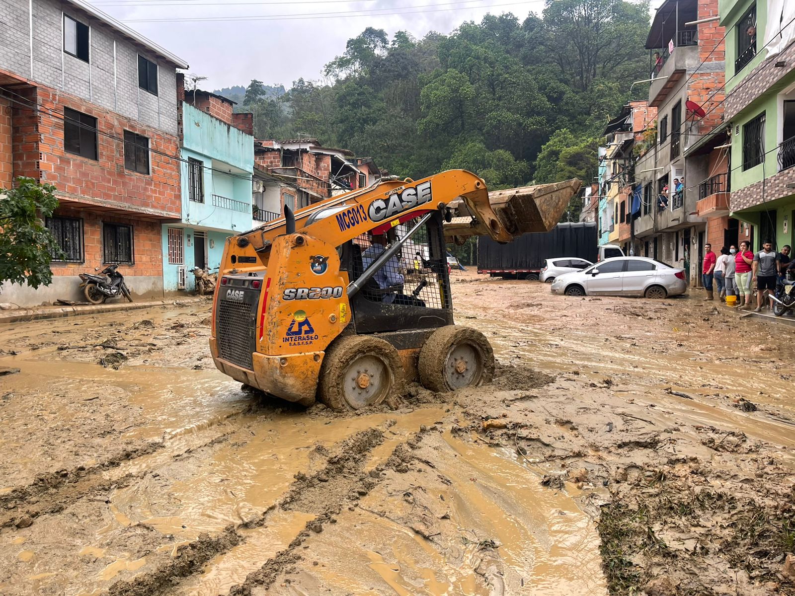 BARRO EN ITAÜÍ