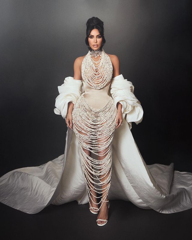 KIM KARDASHIAN MET GALA