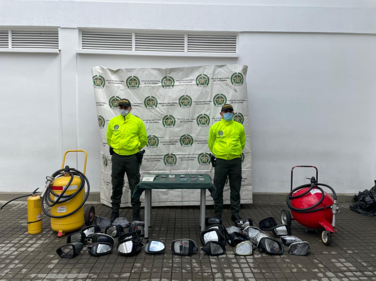 Policía saqueos