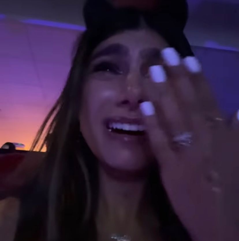 Mia Khalifa no pudo contener sus lágrimas en el show de Karol G/Instagram Karol G