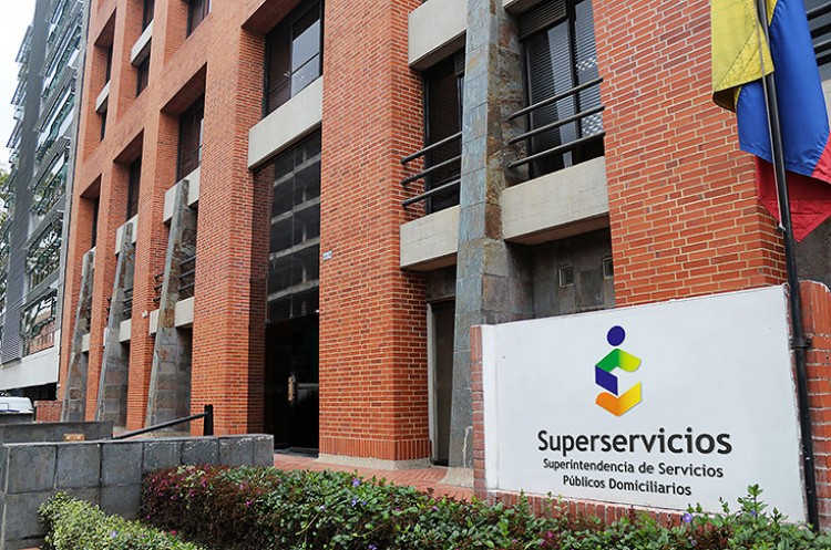 Fachada Superintendencia de Servicios Públicos Domiciliarios