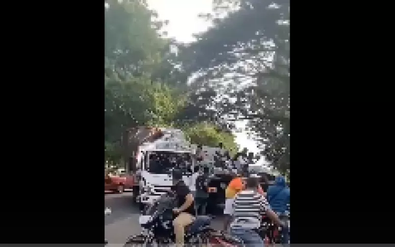 saqueo camion 