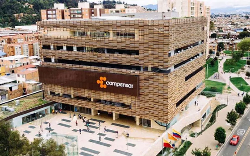 Compensar fachada