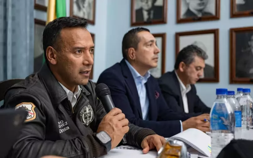 Ministro de Defensa Pedro Sánchez 2812