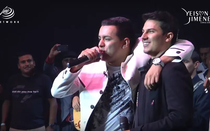 Yeison Jiménez y Pipe Bueno en concierto