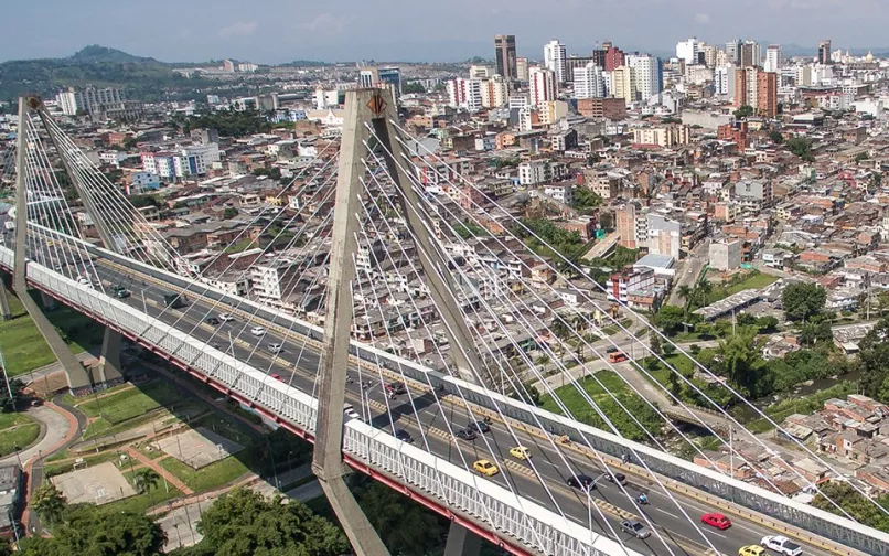 Viaductor César Gaviria Trujillo entre Pereira y Dos Quebradas