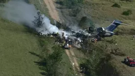 Accidente aéreo con 21 personas a bordo en Texas