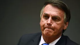 Jair Bolsonaro fue hospitalizado de urgencia