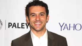 Por conducta inapropiada despiden a Fred Savage del remake de 'Los años maravillosos'