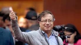 Gustavo Petro 25 J