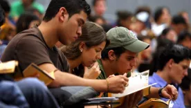 estudiantes universitarios