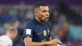 Kylian Mbappé 28