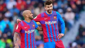 PIQUÉ Y ALVES