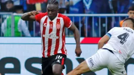 Edwuin Cetré en estudiantes