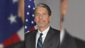 exembajador Kevin Whitaker