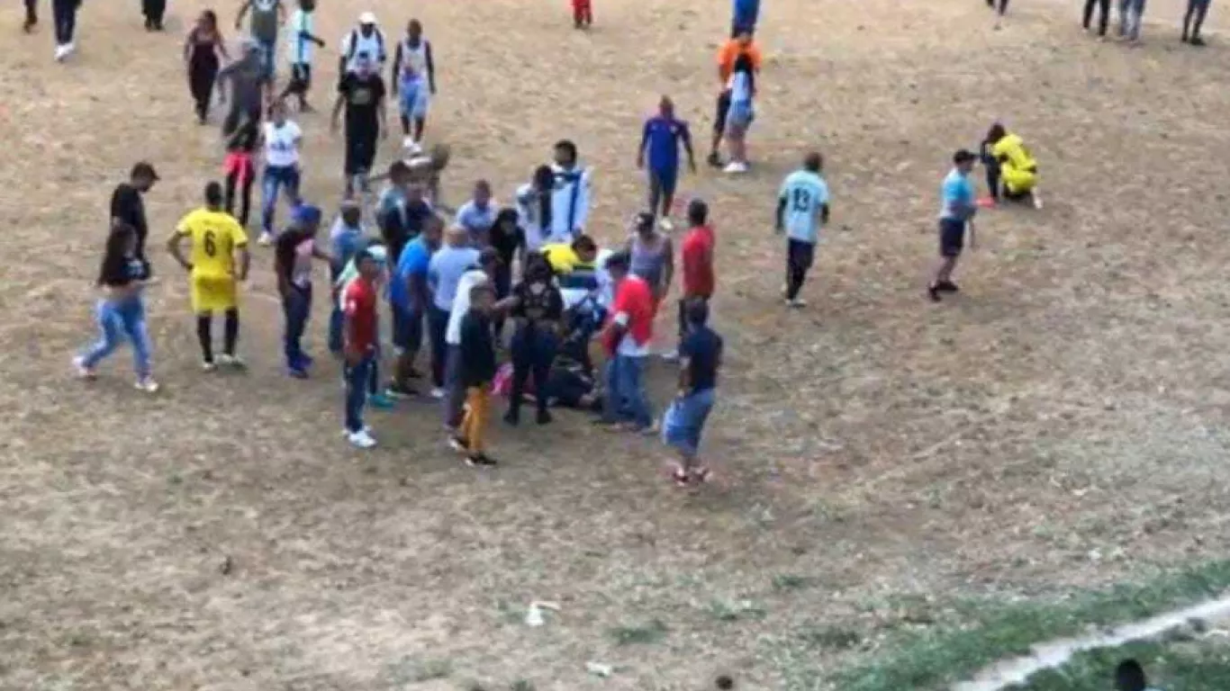 Tiroteo en medio de un partido de fútbol en Cali