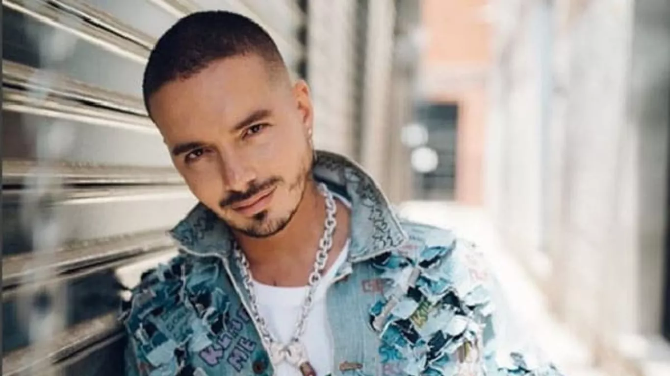 J Balvin logra nuevo récord en Youtube 22