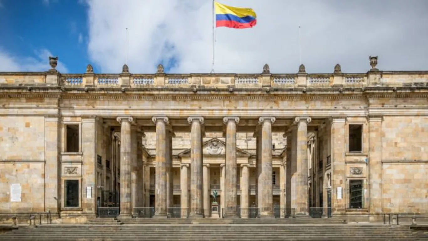 Fachada Senado de la República