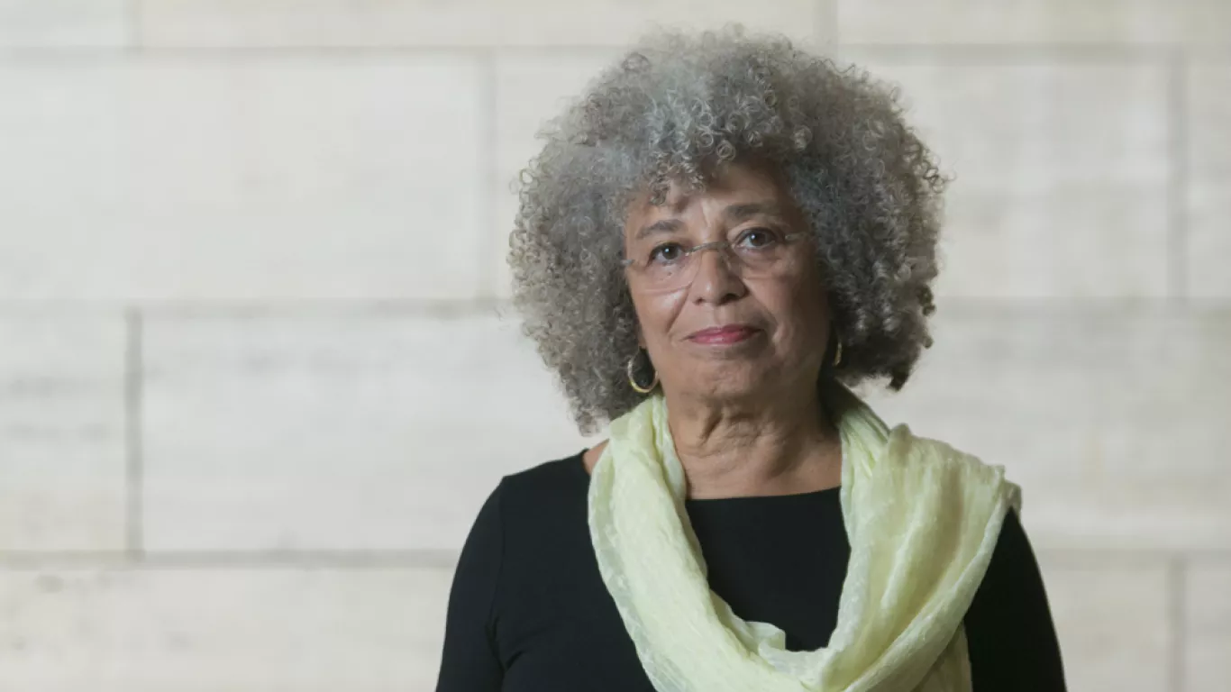 Angela Davis: La activista negra estadounidense que apoya a Francia Márquez