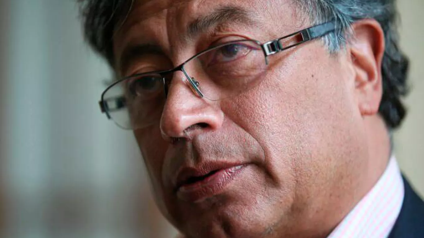 Gustavo Petro arremetió contra el expresidente Uribe