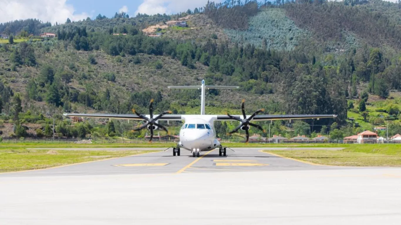 Aterrizó el primero vuelo comercial en Paipa, Boyacá