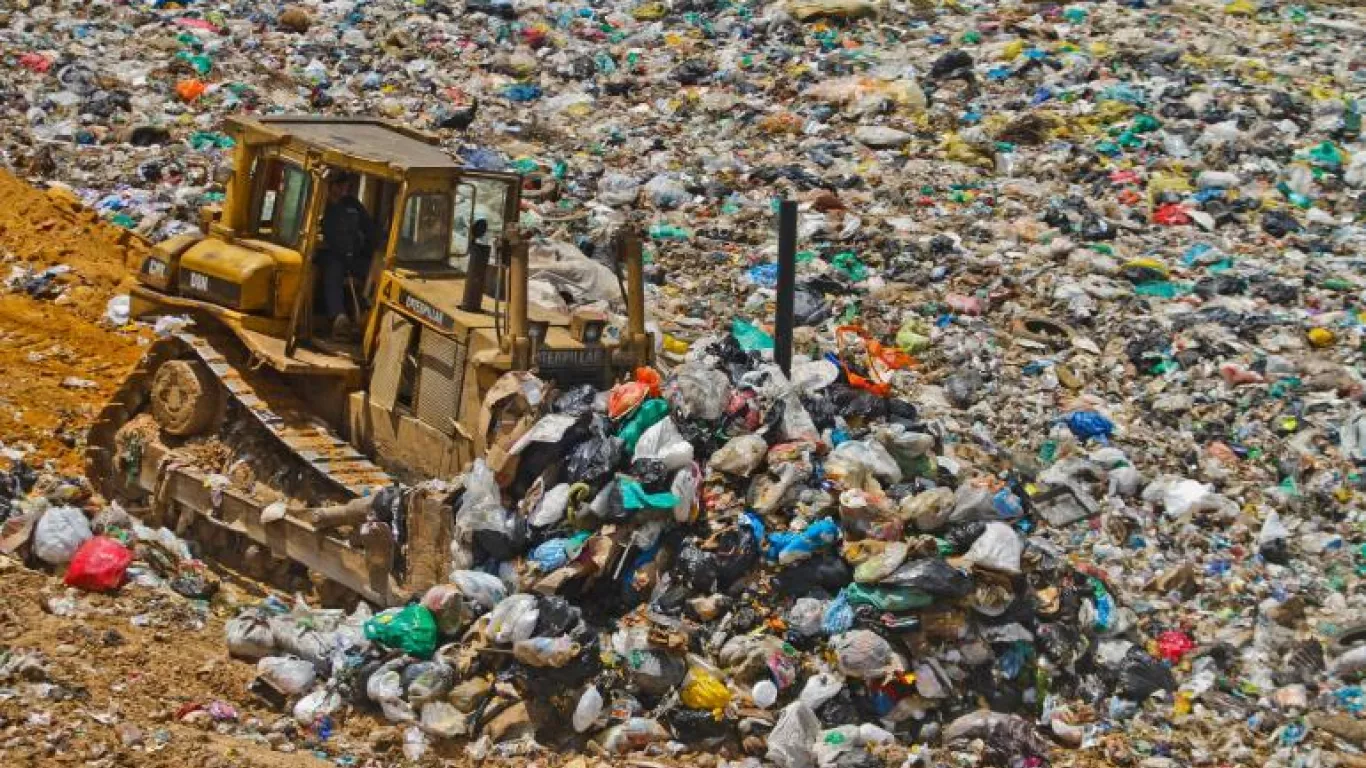 Rellenos sanitarios y botaderos de basura que tienen problemas