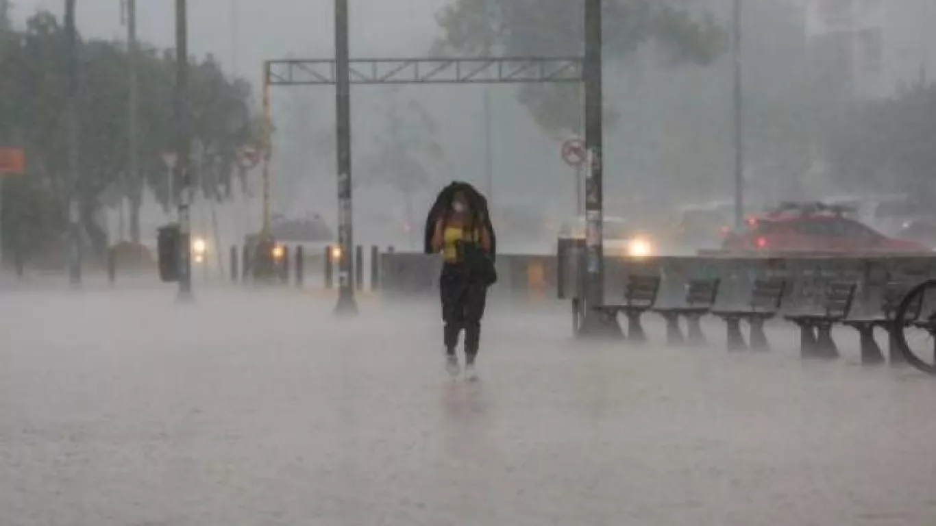 Defensoría pide más presupuesto para enfrentar la ola invernal en Colombia