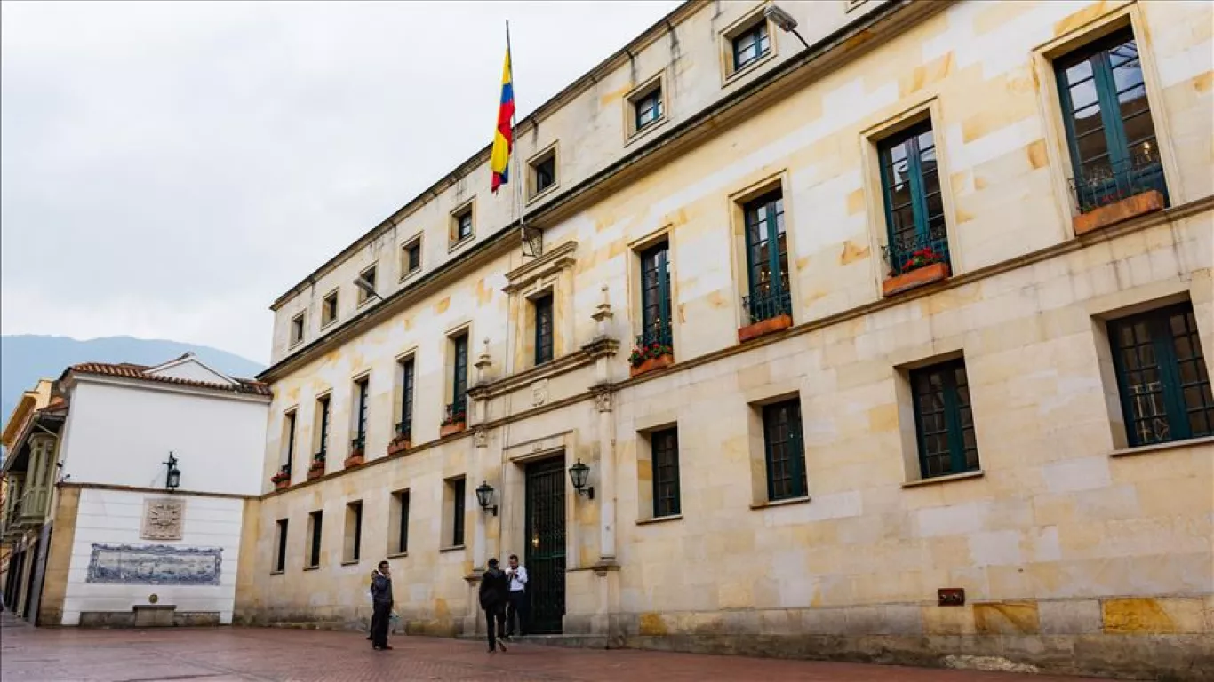 Cancillería responde por la compra de equipos tecnológicos