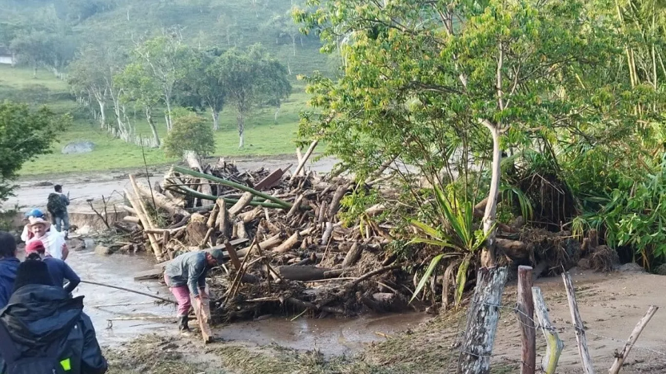 Devastadora avalancha en San Joaquín, Santander: