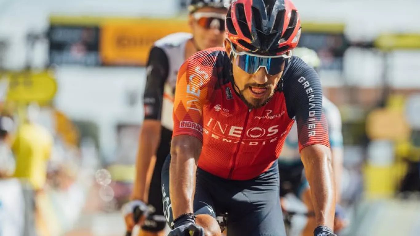 Daniel Felipe Martínez abandonó el Tour de Francia