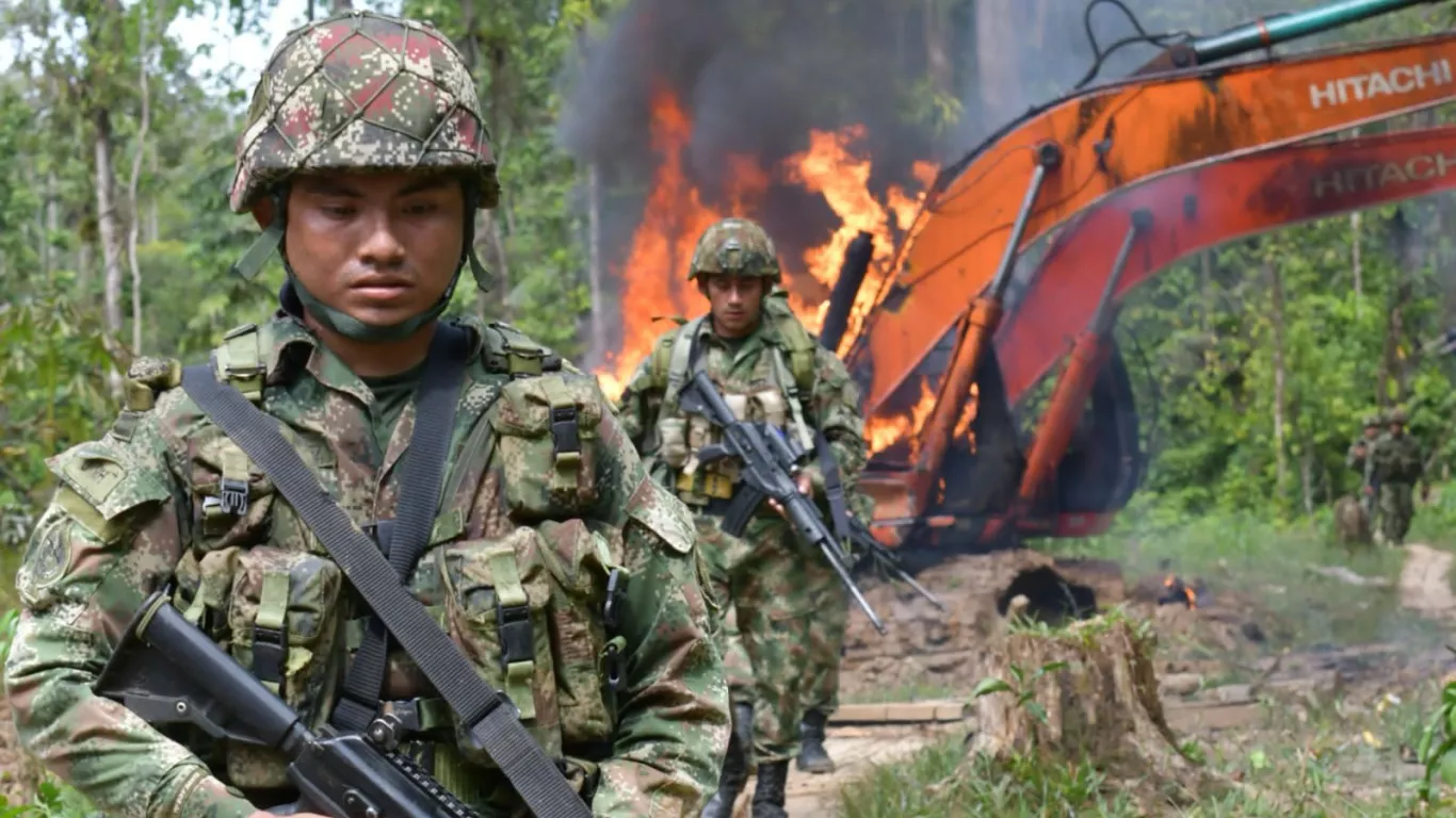 Fuerzas Militares Trueno