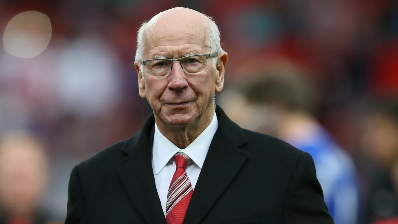  Bobby Charlton