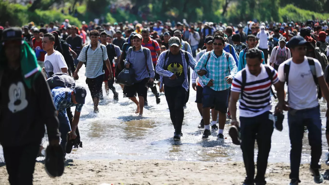 MIGRANTES EN FRONTERA MEXICANA