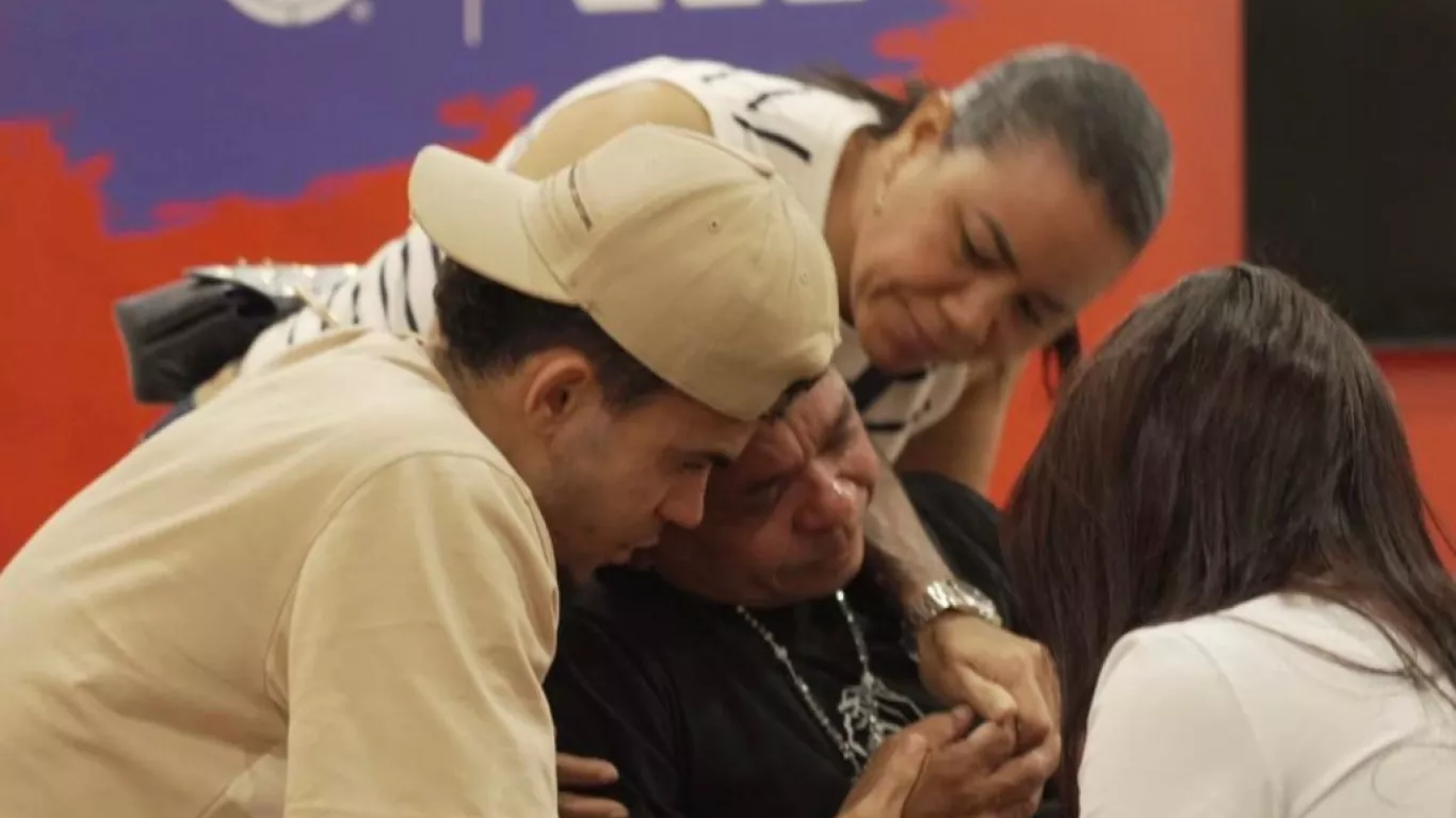 Padre de lucho díaz y su familia