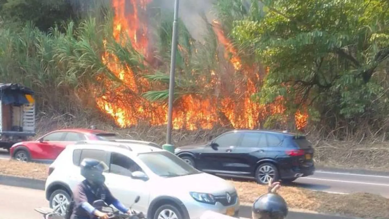 incendio via floridablanca piedecuesta