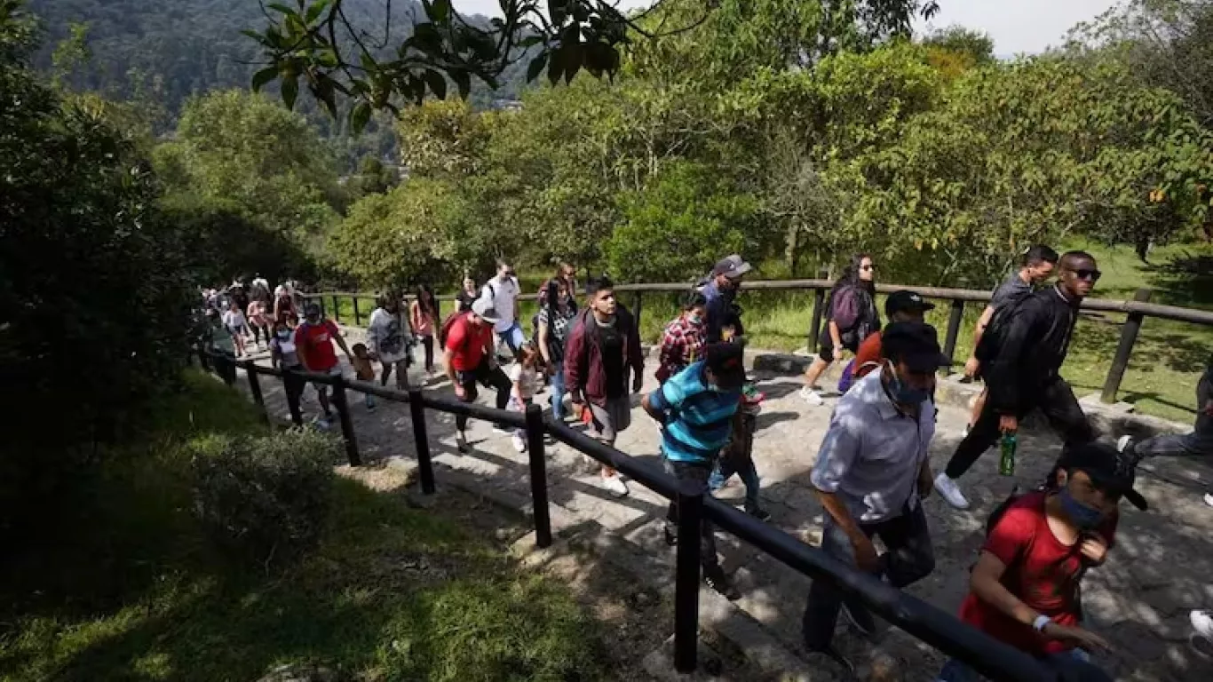 SUBIDA A MONSERRATE