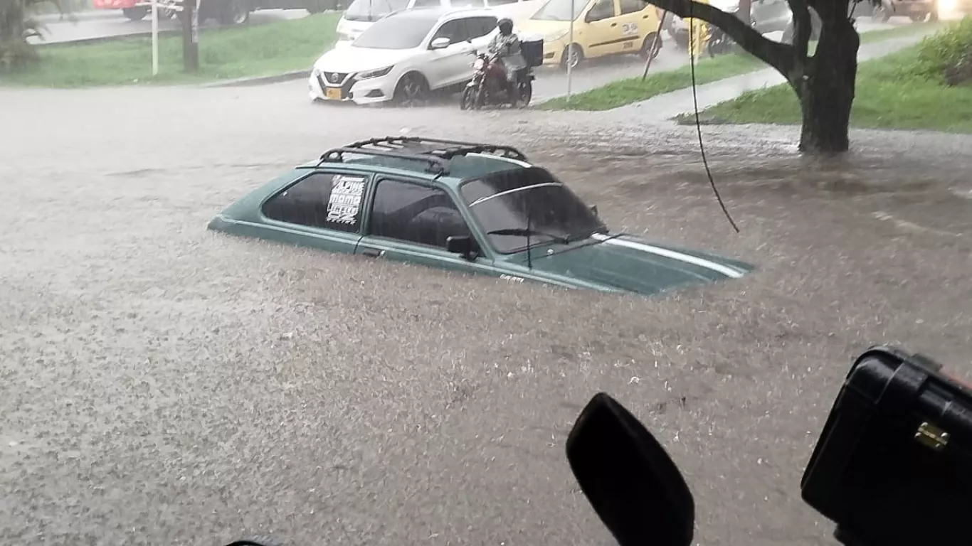 LLUVIAS EN CALI MAYO