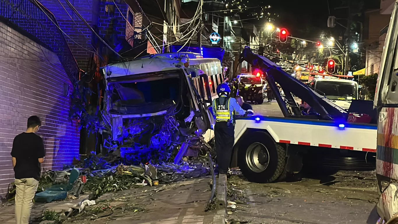 ACCIDENTE MEDELLÍN 20 AGOSTO 20 DE AGOSTO