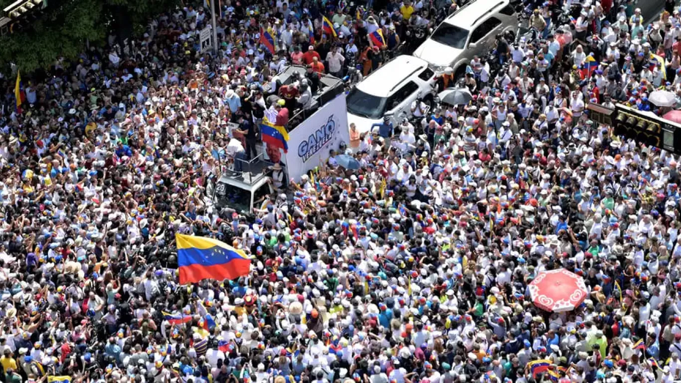 masiva movilización venezuela agosto