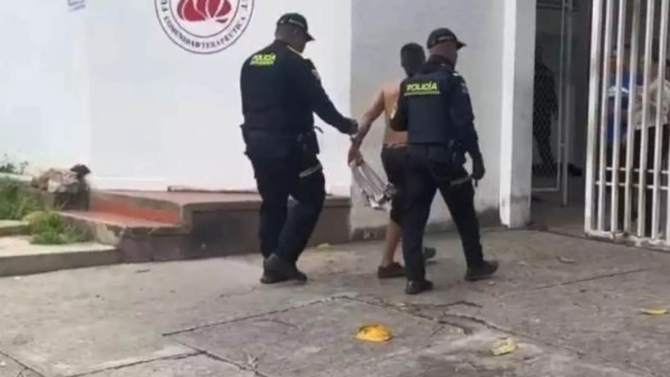 fuga masiva de 39 adolescentes