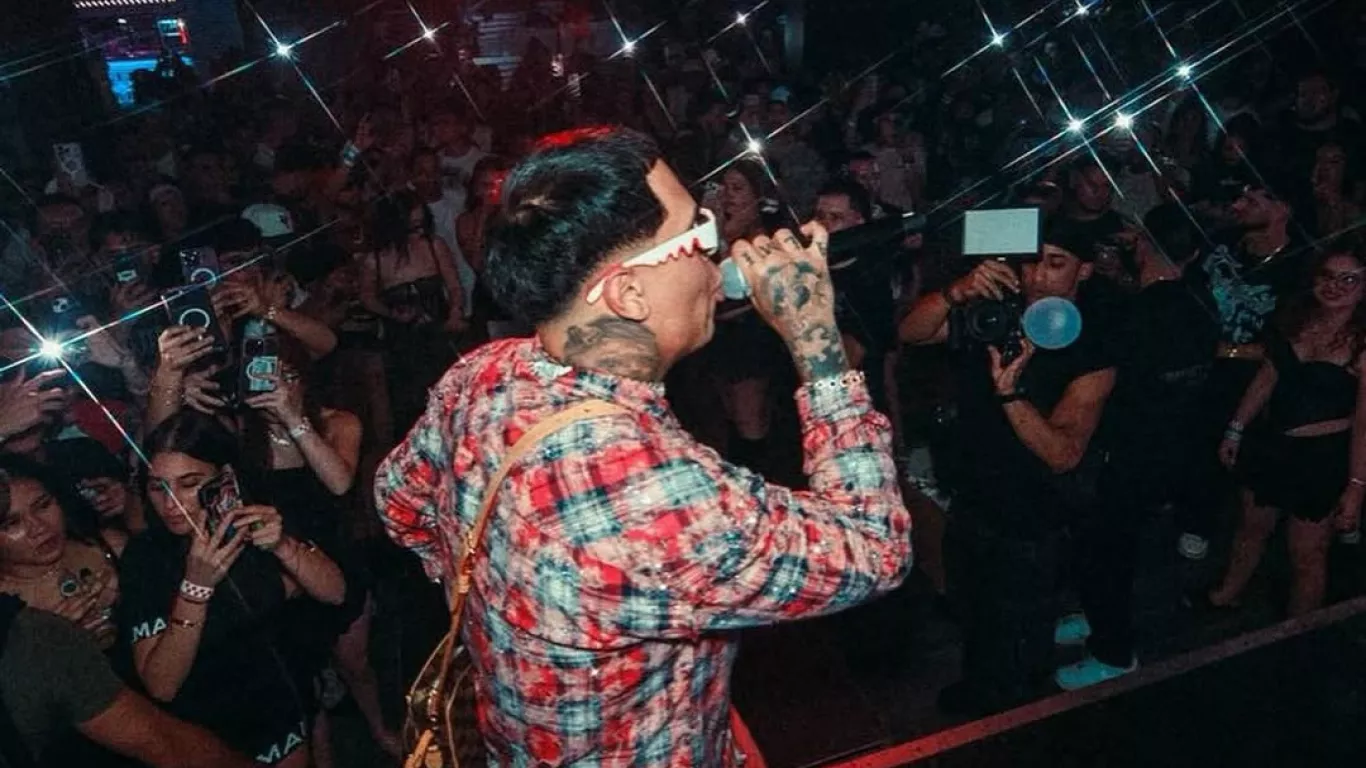 Cantante Almighty