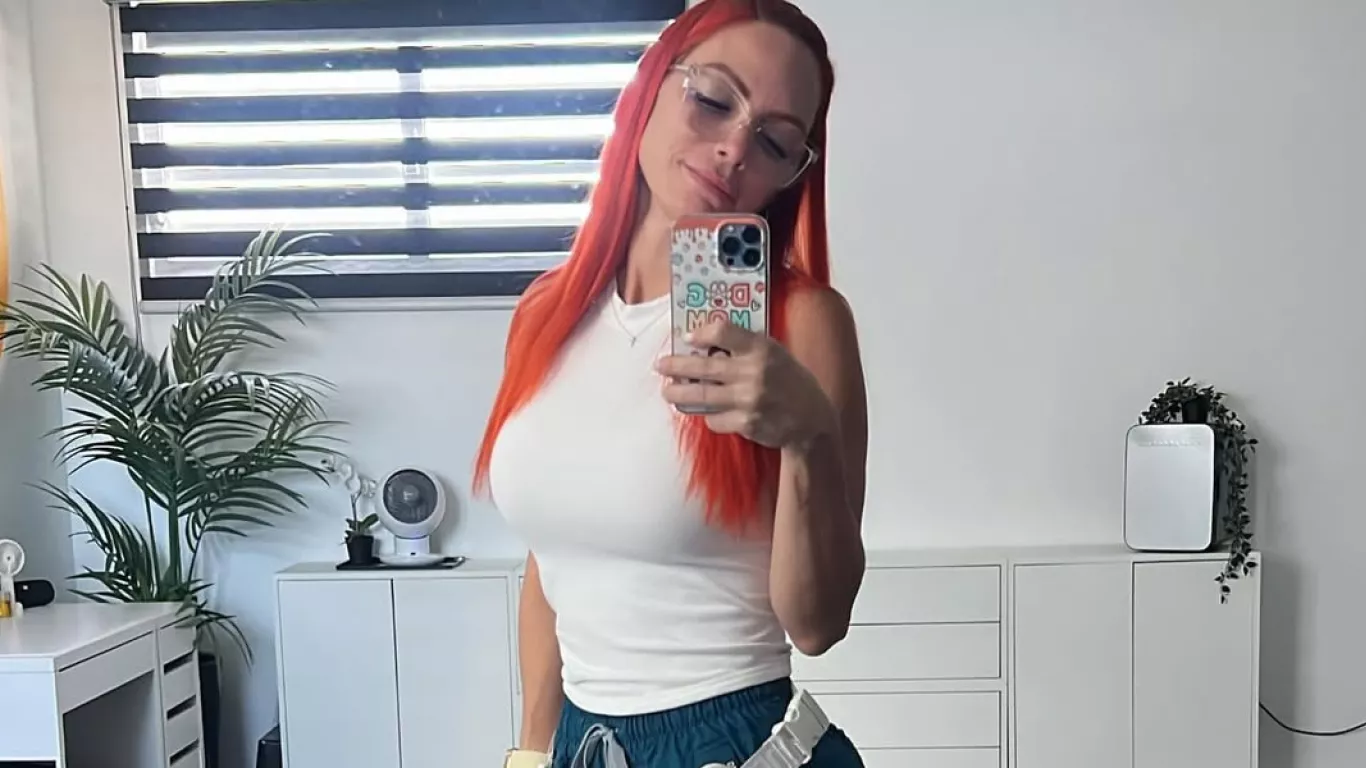 Mireddys González 2525