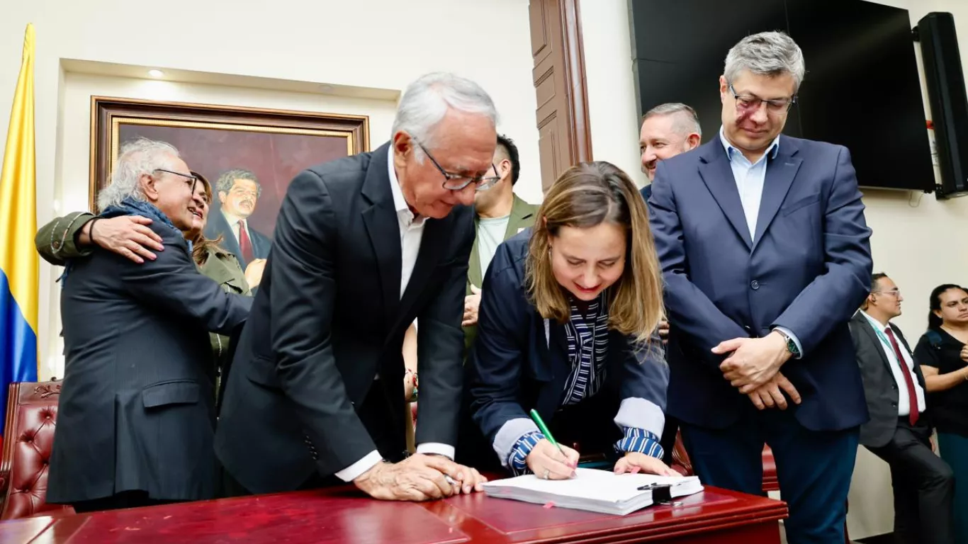 Radicación del proyecto de Ley de Competencias radicado ante la Secretaría de la Cámara de Representantes