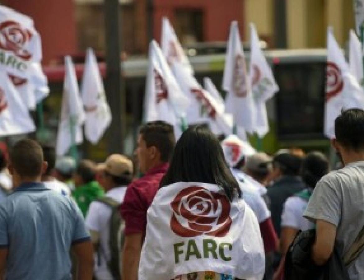 Bandera del partido político Comunes, conformado por excombatientes de las Farc