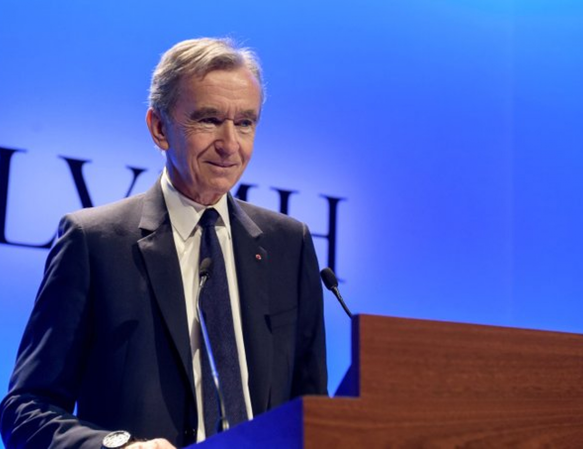 BERNARD ARNAULT