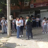 Plantón en el Colegio Luis Carlos Galán Sarmiento de Cúcuta